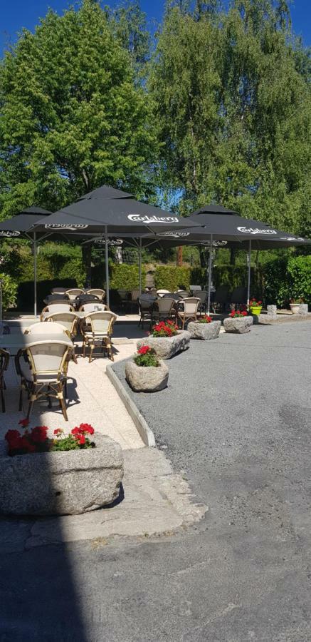 Hotel Jeanne D'Arc Saint-Chely-d'Apcher Exterior photo